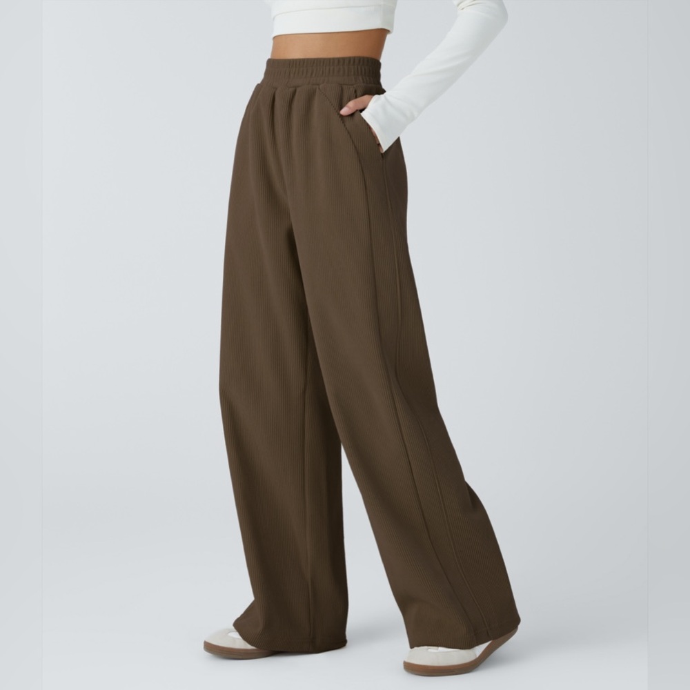 Halara High Waisted Side Pocket Straight Leg Mop
Corduroy Casual Pants( PETITE)